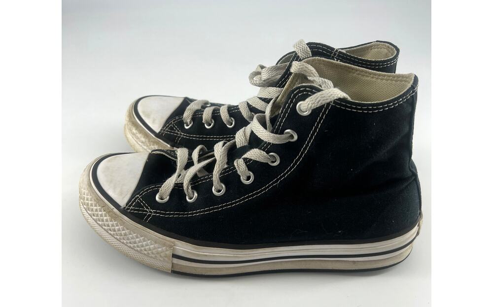 Converse All Star Chucks Kids Youth 5.5 Black White Skater Punk School Sneaker